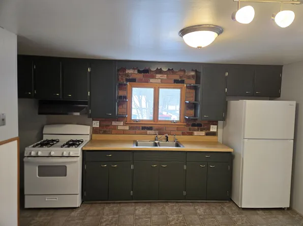 1077 Seneca Creek Rd, Buffalo, NY 14224