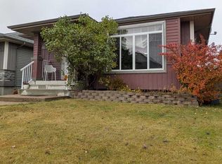 4421 W 74th St, Camrose, AB T4V 5C8