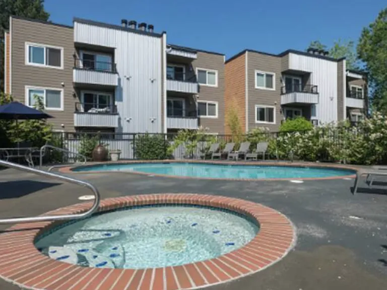 718 Kirkland Cir #301 — Photo 7