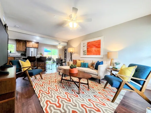 13955 Stardust Ln, Farmers Branch, TX 75234
