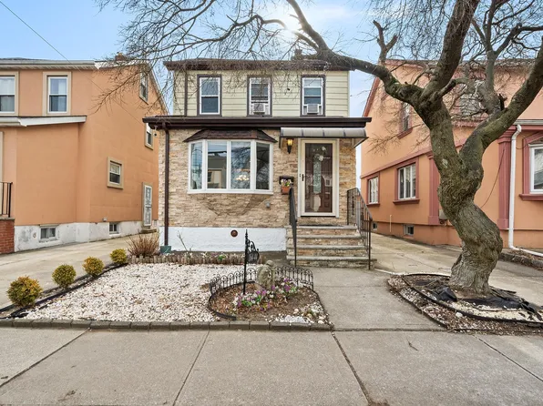 16444 81st Avenue, Hillcrest (Queens), NY 11432