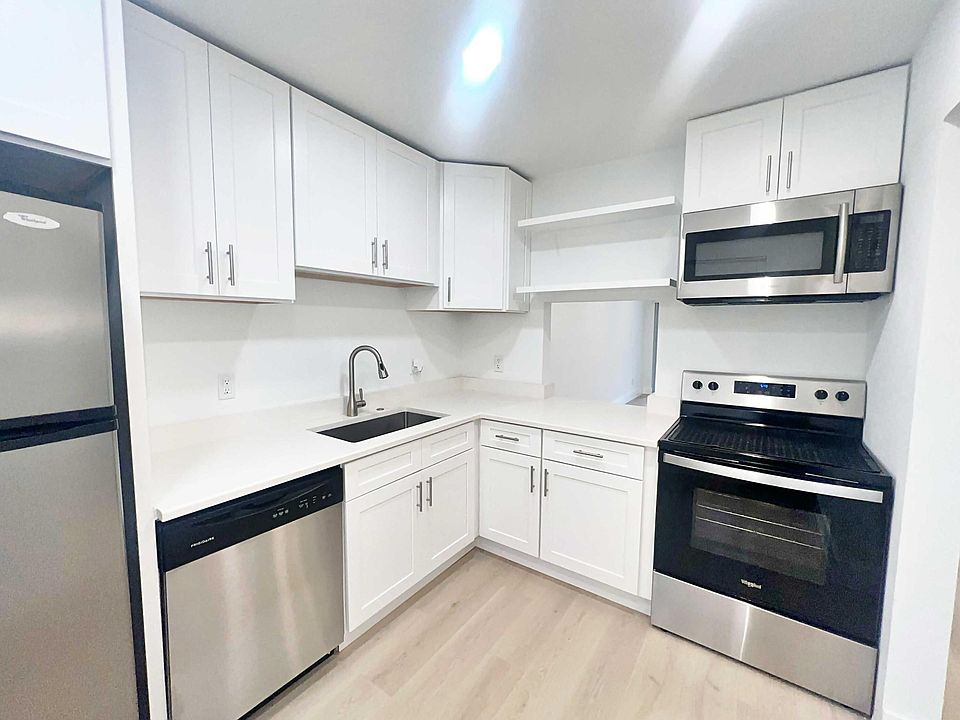 1st image of 6000 NW 64TH Avenue #303