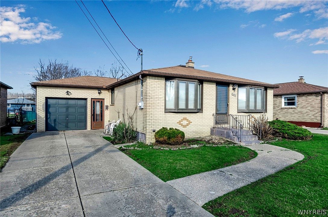 258 Raymond Ave, Cheektowaga, NY 14227 Zillow