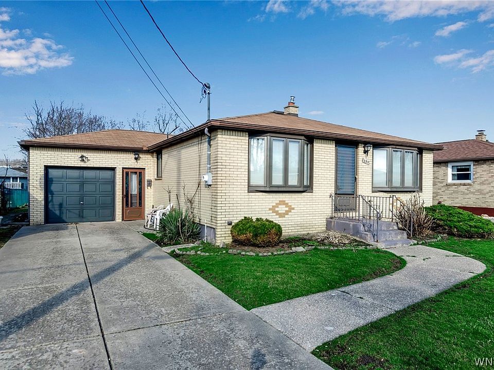 1st image of 258 Raymond Ave