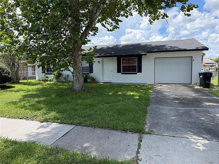 14109 Newcomb Ave — Photo 3