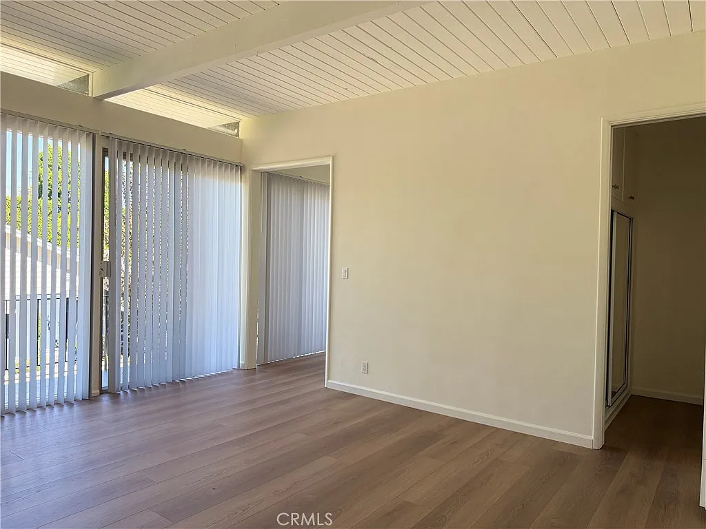 1 bed, 700 sqft, $2,395 — Photo 2