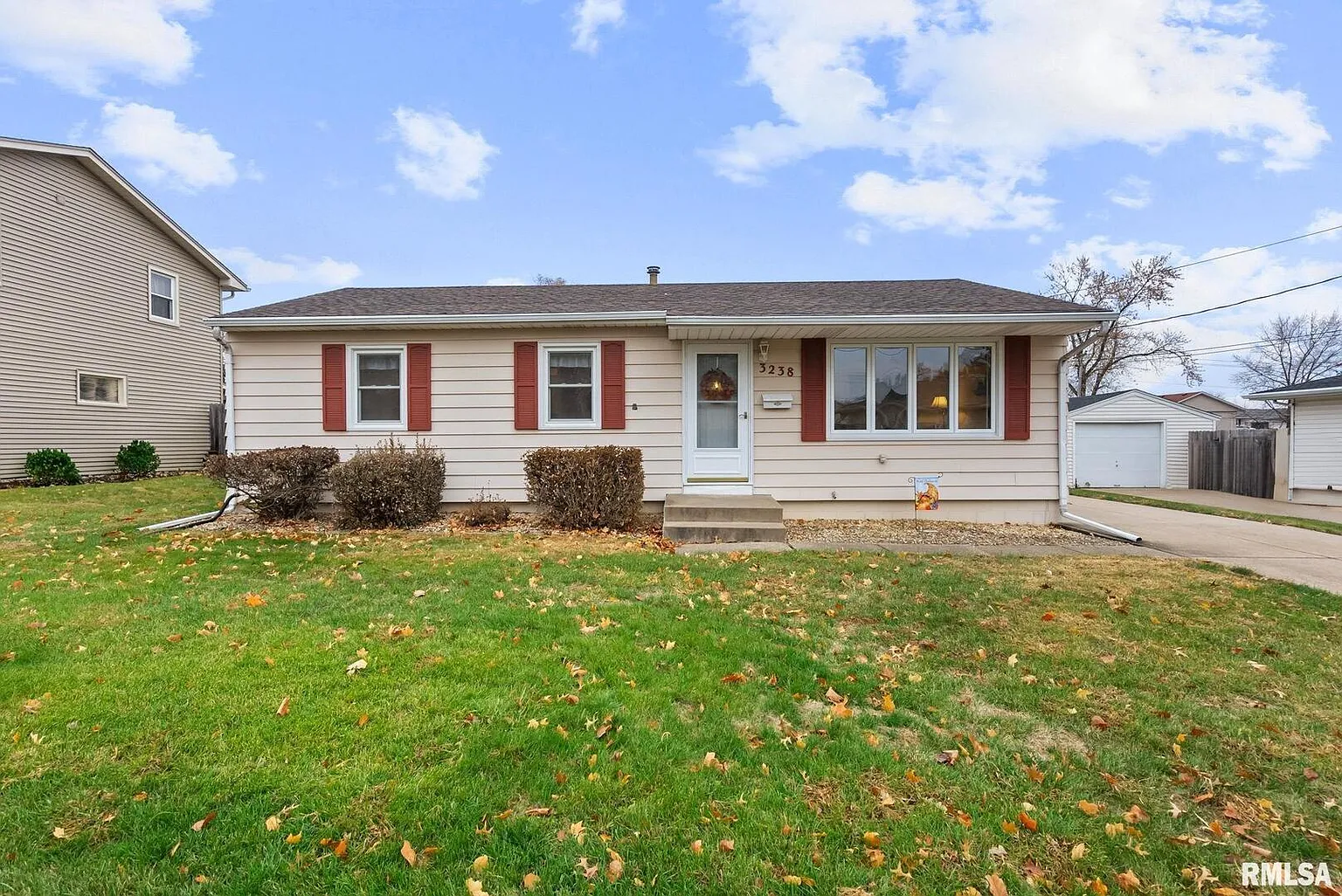 3238 W Colorado St photo 1