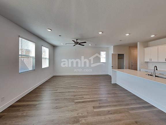5th image of 5823 Vaes Dothrak St