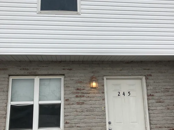 245 E Terrace Ct #245, Sparta, MO 65753