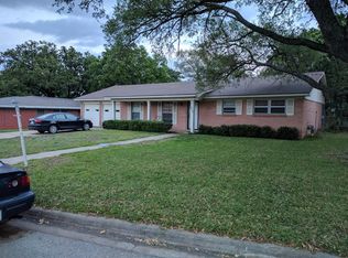 905 Mitchell St, Bryan, TX 77802