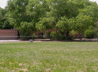 8215 Rio Grande Blvd NW, Los Ranchos De Albuquerque, NM 87114