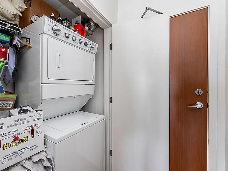 250 E 6th Ave #706 — Photo 23
