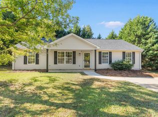 159 Falcon Ridge Dr, Boiling Springs, SC 29316