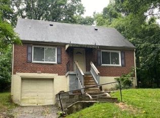 3592 McHenry Ave, Cincinnati, OH 45225