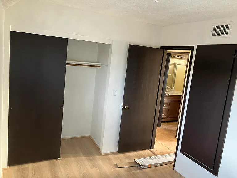 2578 Country Club Dr #1 — Photo 7