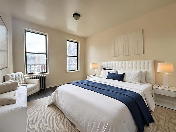 3rd image of 77 Varet St APT 15