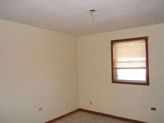 4th image of 303 Saint Patrick St