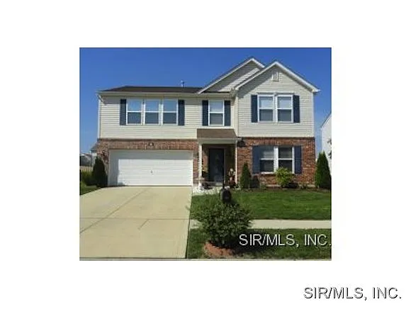 135 Falling Leaf Way photo 1
