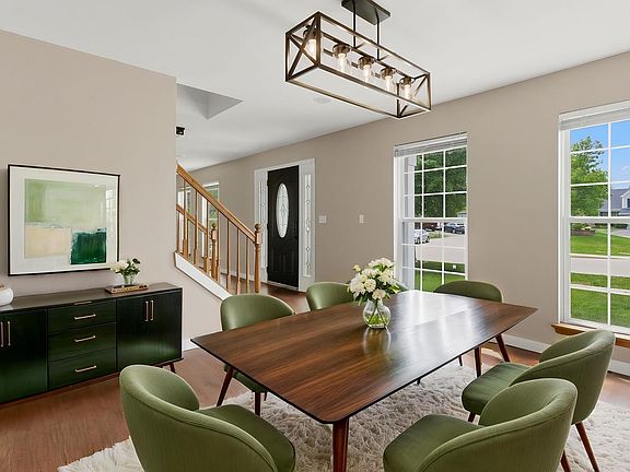5th image of 5313 Briarfield Ln