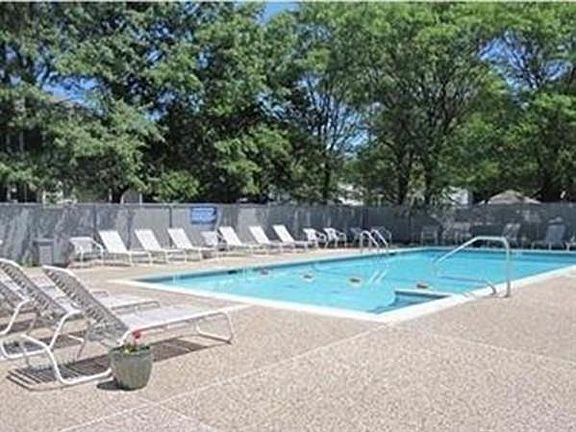 3rd image of 90 Quincy Shore Dr APT 509