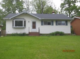 18163 South Dr, Strongsville, OH