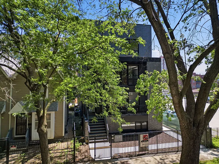5039 N Winthrop Ave #2F — Photo 32
