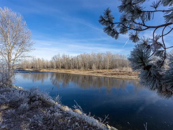 38 Ol Fogie Trl, Victor, MT 59875