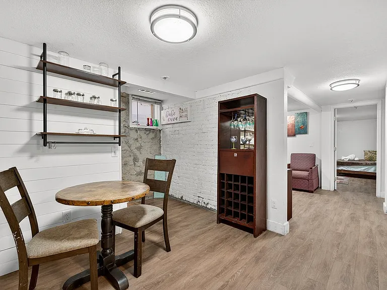 1821 6th Ave #3 — Photo 22