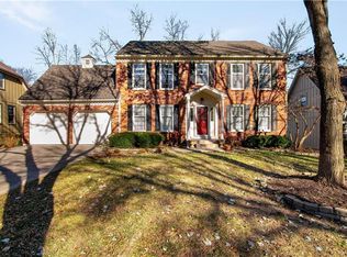9808 W 121st Ter, Overland Park, KS 66213