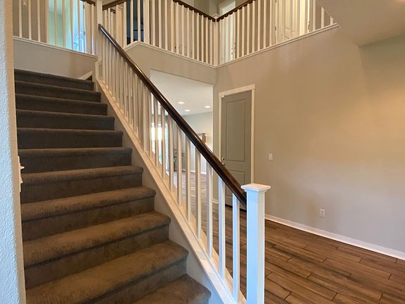 4th image of 1155 Syracuse Ln