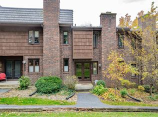 6716 Quail Ridge Ln, Fort Wayne, IN 46804