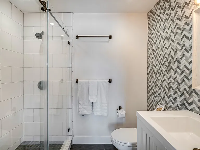 2650 Acacia Ave — Photo 20