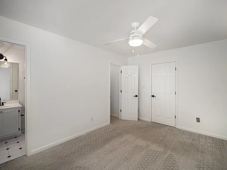 2743 Dilworth Heights Ln — Photo 17