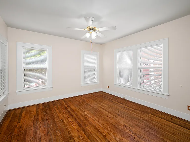 1550 Castle Ct #B — Photo 19