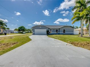 2210 SE 8th Ter, Cape Coral, FL 33990