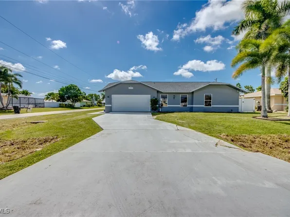 2210 SE 8th Ter, Cape Coral, FL 33990