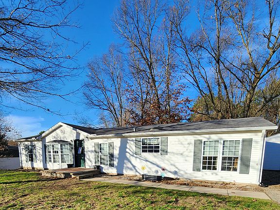 2nd image of 29724 Deep Woods Dr