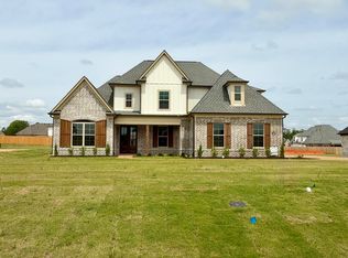 4238 Adriane Cv, Nesbit, MS 38651