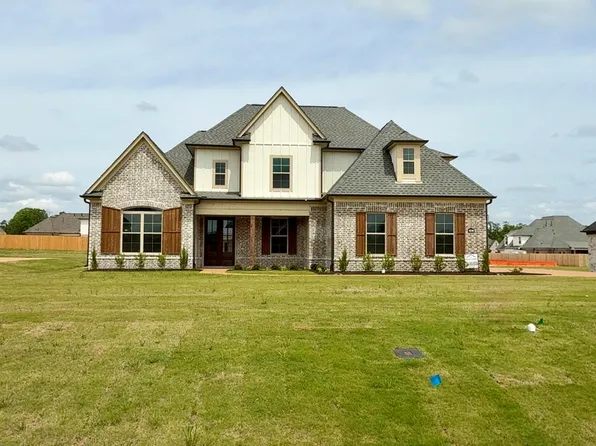 4238 Adriane Cv, Nesbit, MS 38651