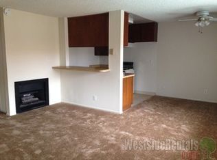 739 W 1st St APT 7, San Pedro, CA 90731