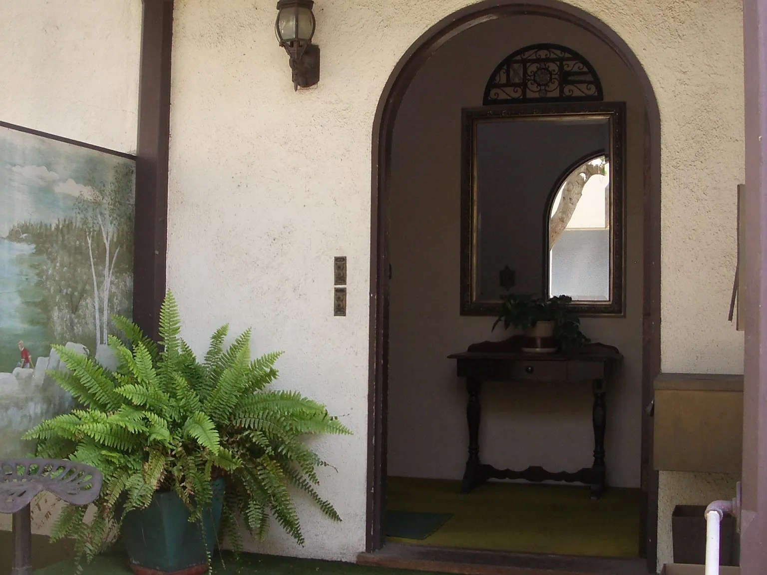 Studio, 400 sqft, $2,350 — Photo 3