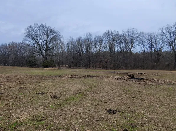 885 McClyde Rd, Como, MS 38619