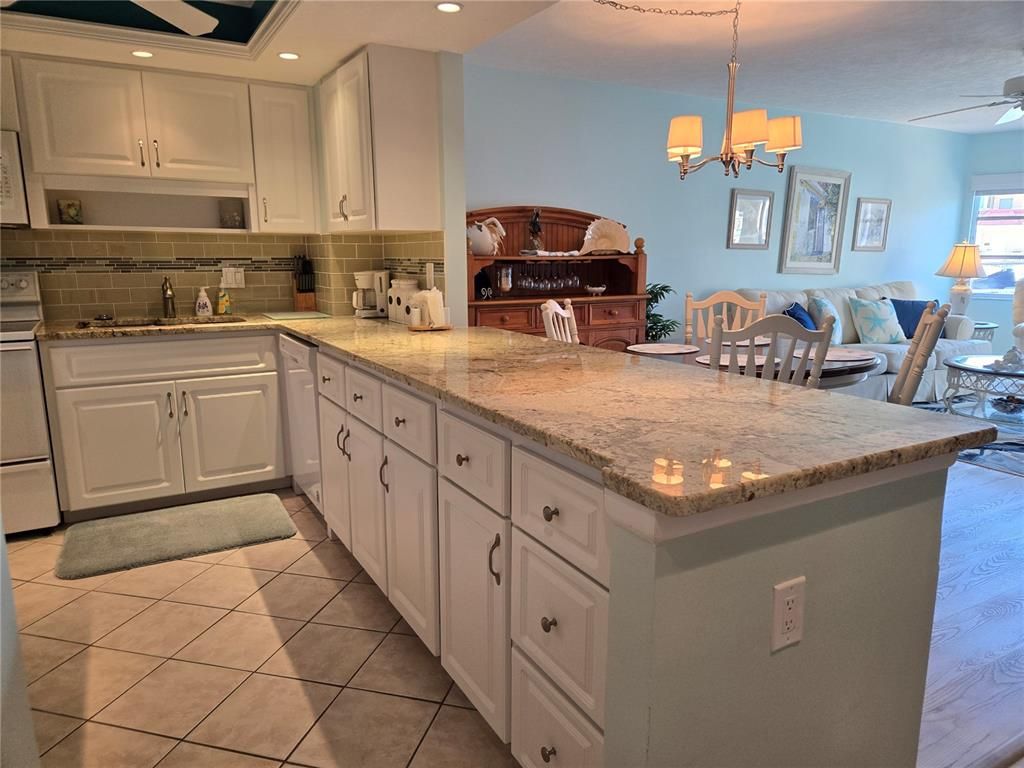 1215 S Portofino Dr Unit 107, Sarasota, FL - View 3
