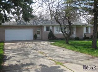 140 Bates Ln, Monroe, MI 48162