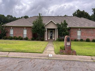 4 Eagle Glenn Cv, Little Rock, AR 72223