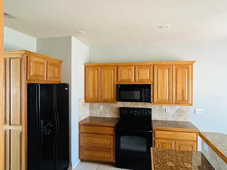 15 Mills Dr — Photo 14
