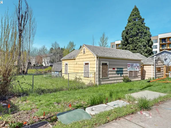 1205 SW 158th Ave, Beaverton, OR 97006