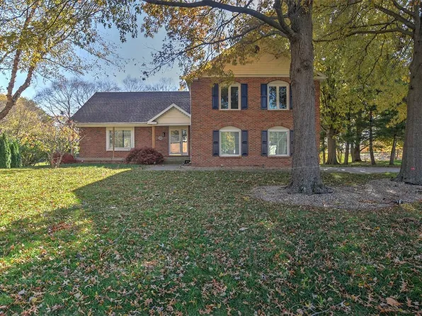 880 Stevens Creek Ln, Forsyth, IL 62535