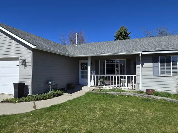 906 E Glacier Peak Dr, Post Falls, ID 83854