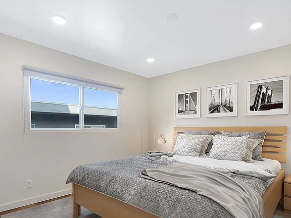 4th image of 1156 N Madison Ave #7